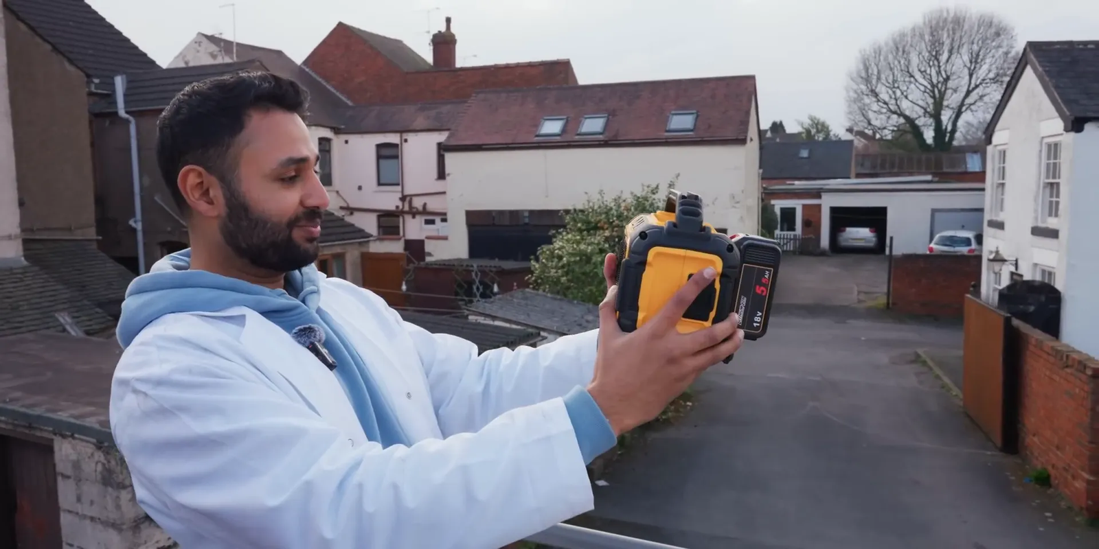 פנס קמפינג עמיד